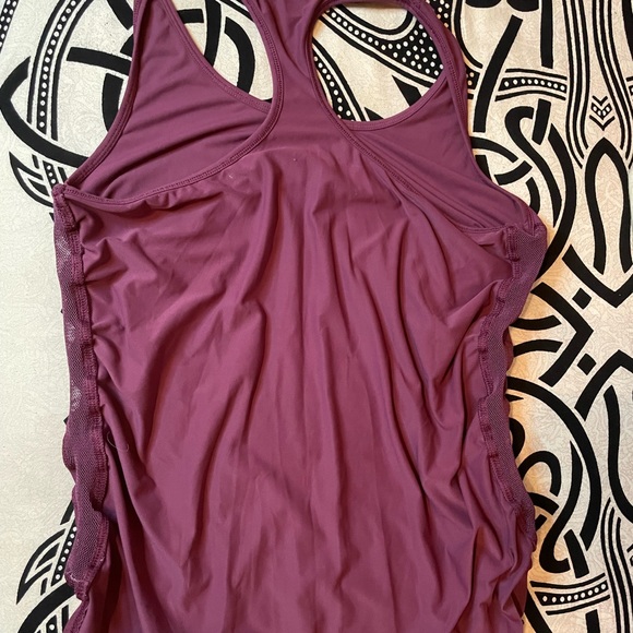Fabletics Racerback top - Picture 3 of 3